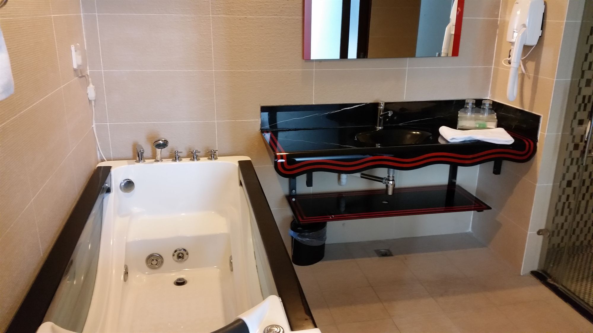 Mb Hotel Tawau Εξωτερικό φωτογραφία